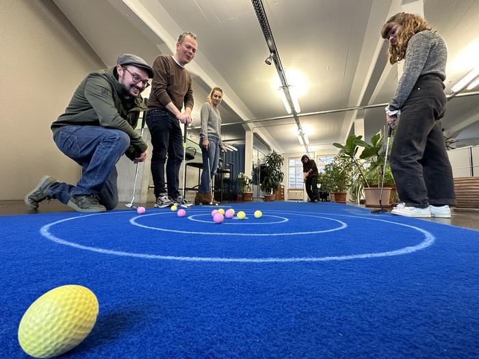 Auflockerung zum Apéro - Teppichgolf